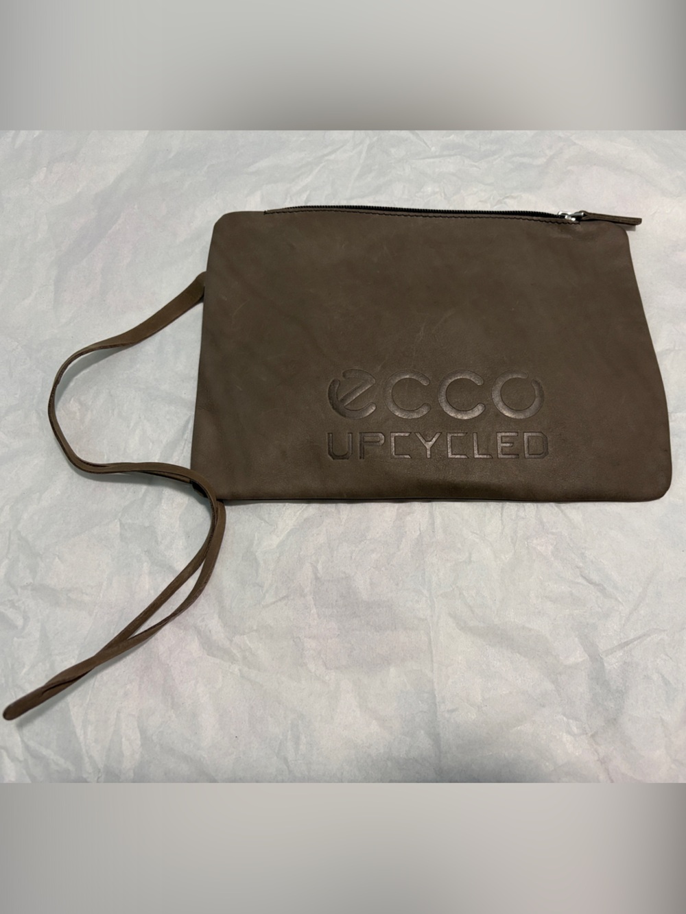 Ecco Brown Leather Zip Wristlet with Embossed Logo
